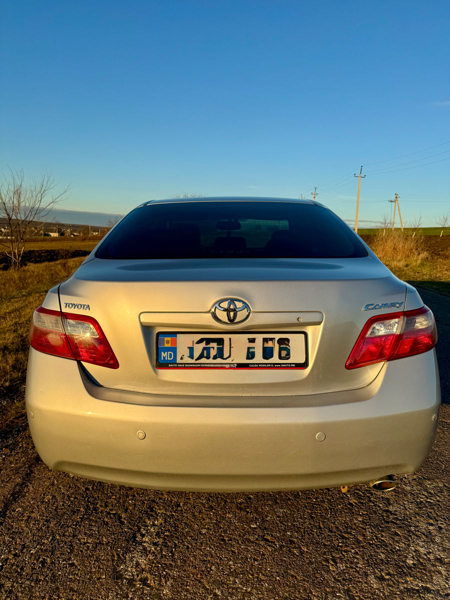 Toyota Camry foto 3