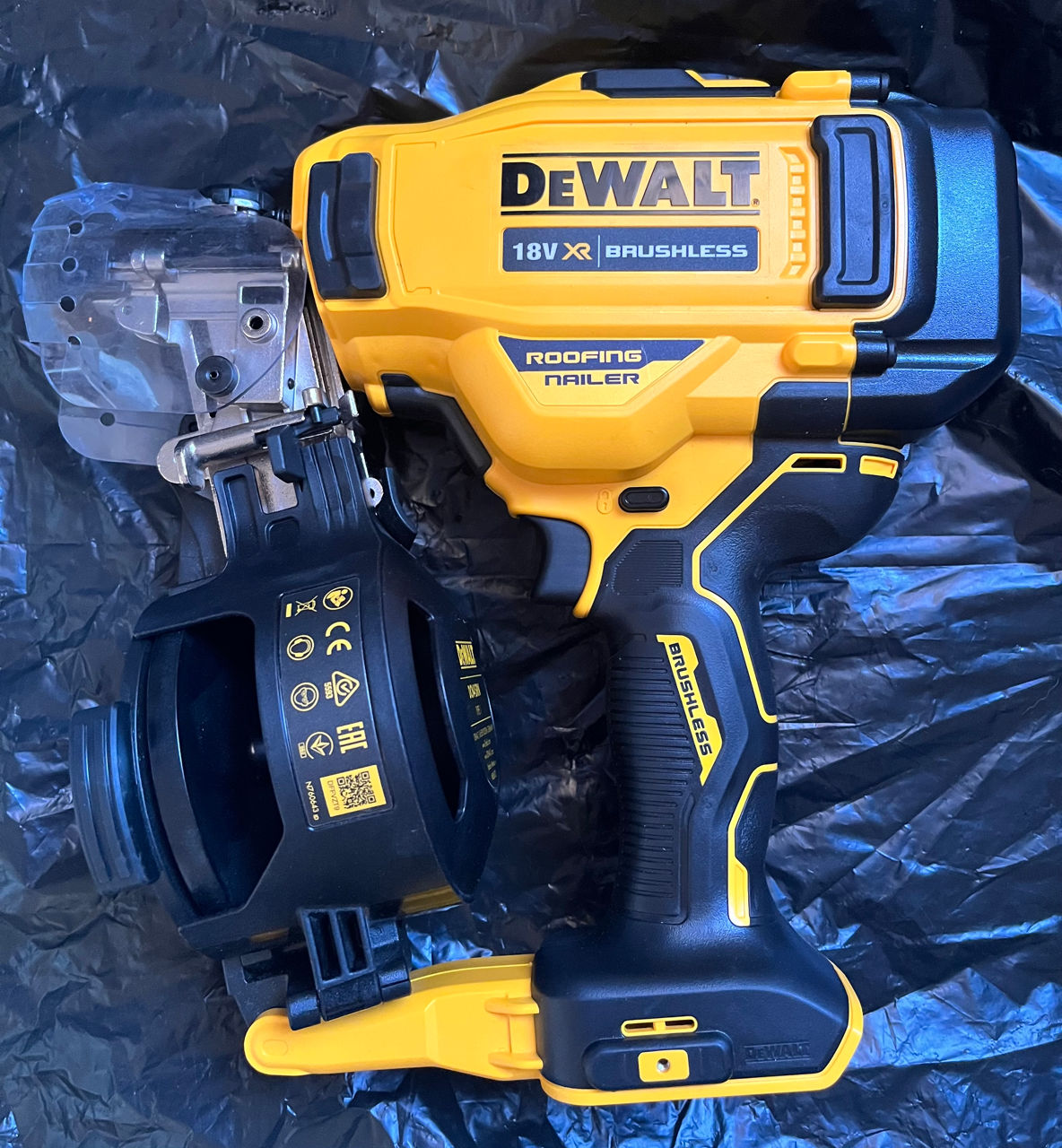 Нейлер кровельный dewalt dcn45rnn foto 0