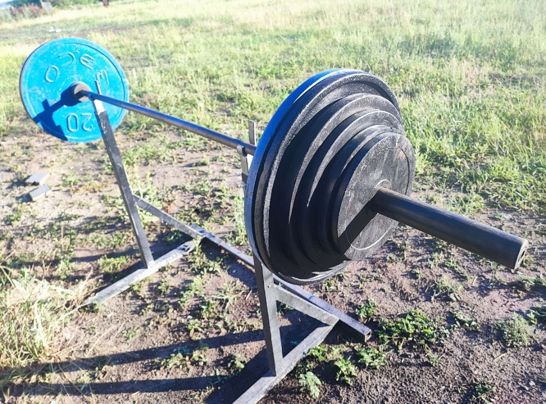 Комплект скамья/ штанга/блины/гантели/ гири