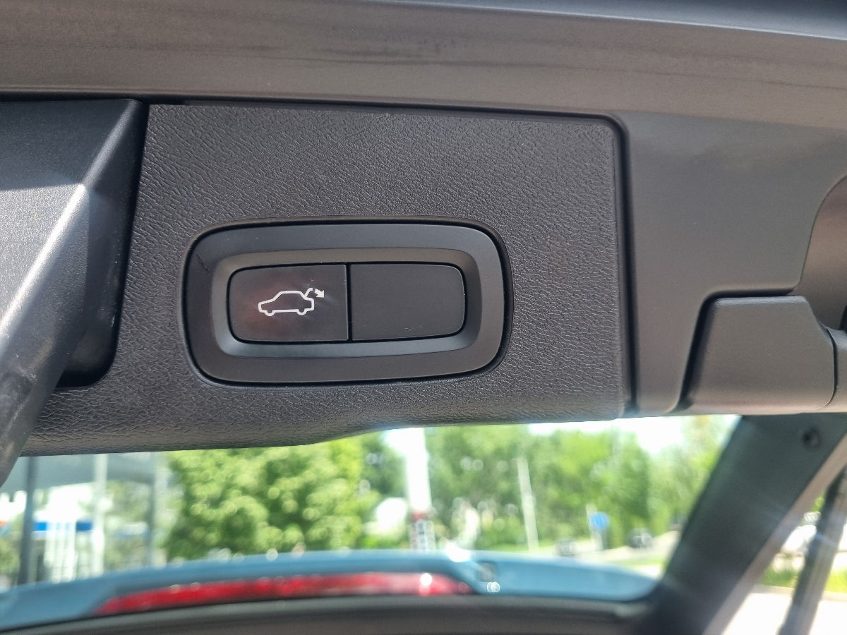 Volvo XC60 2019 photo 19
