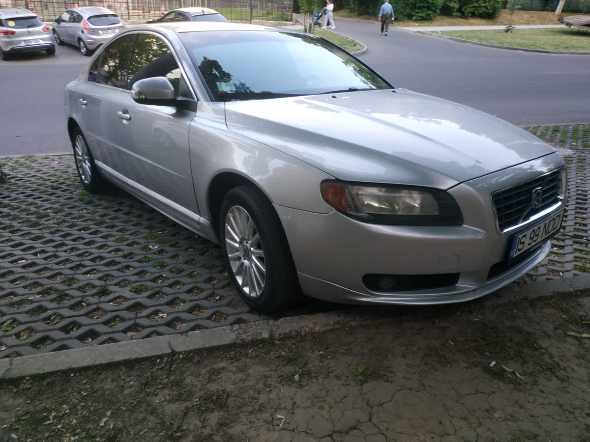 Volvo S80 foto 0