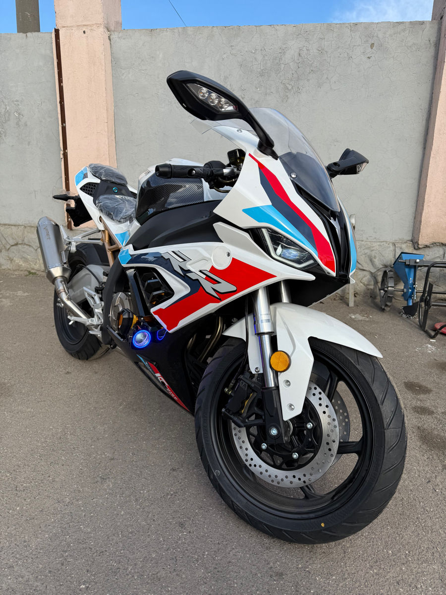 Viper 550rr foto 18
