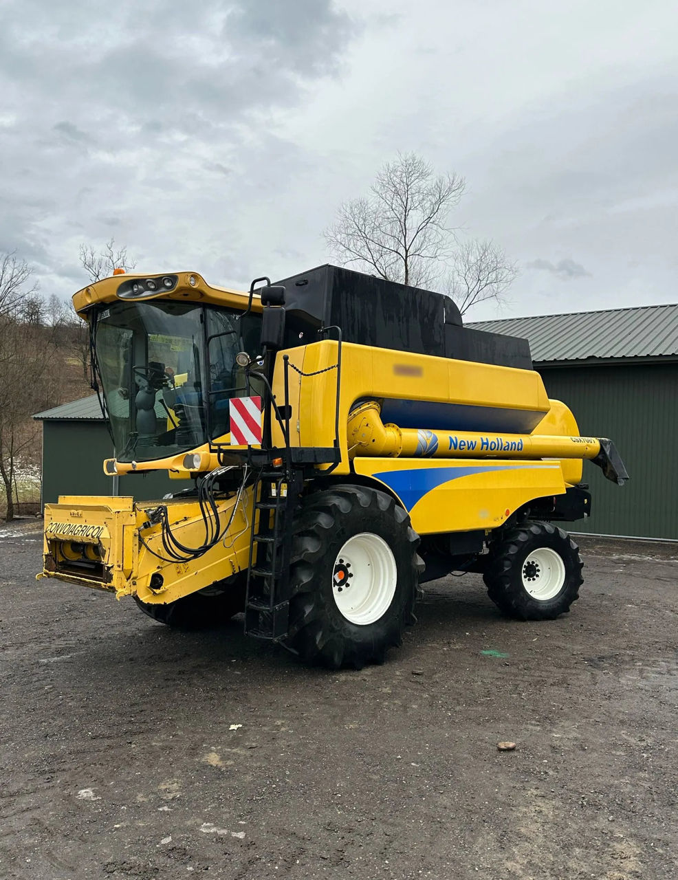 New Holland CSX 7060