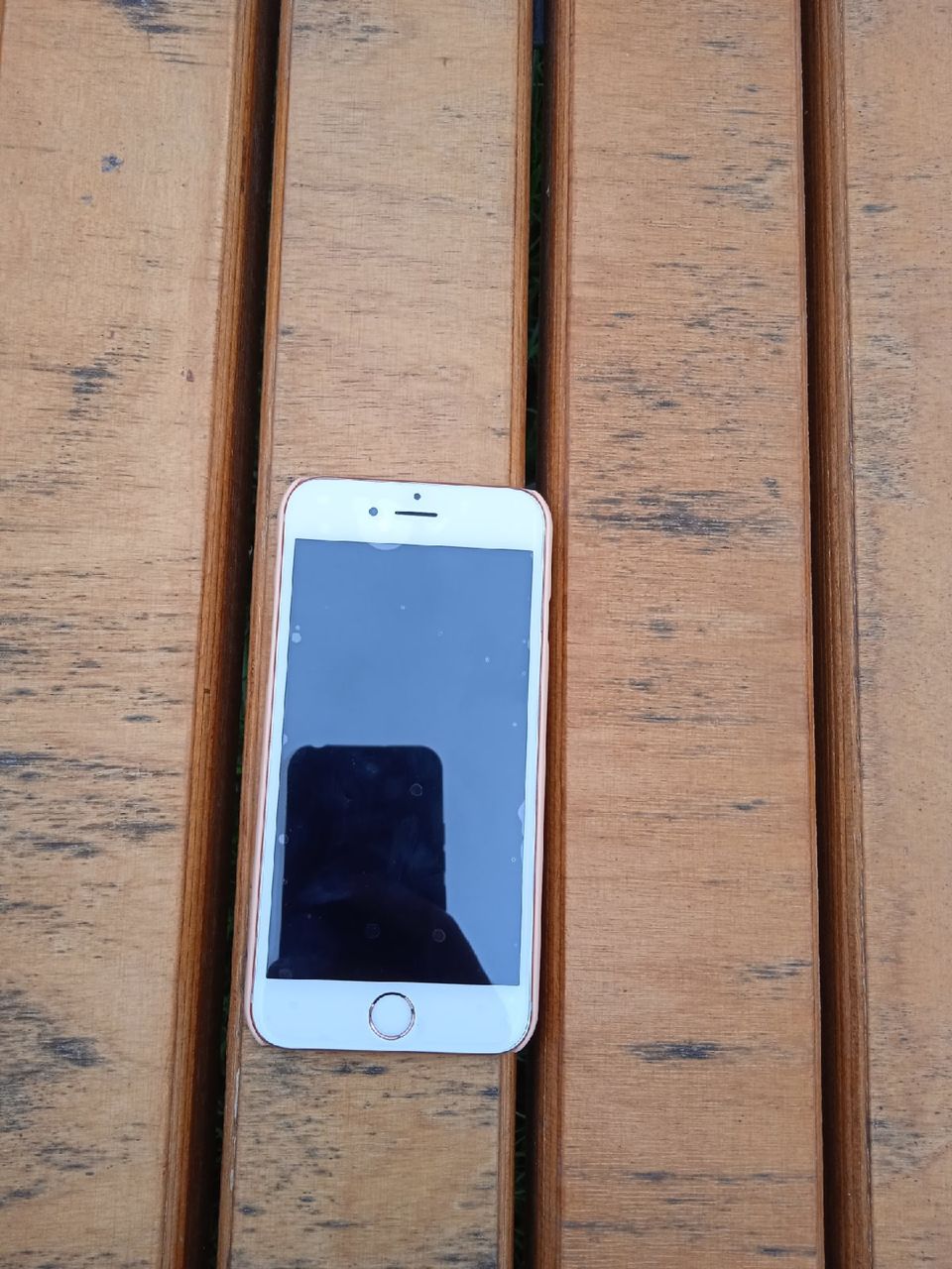 Продам айфон 6s