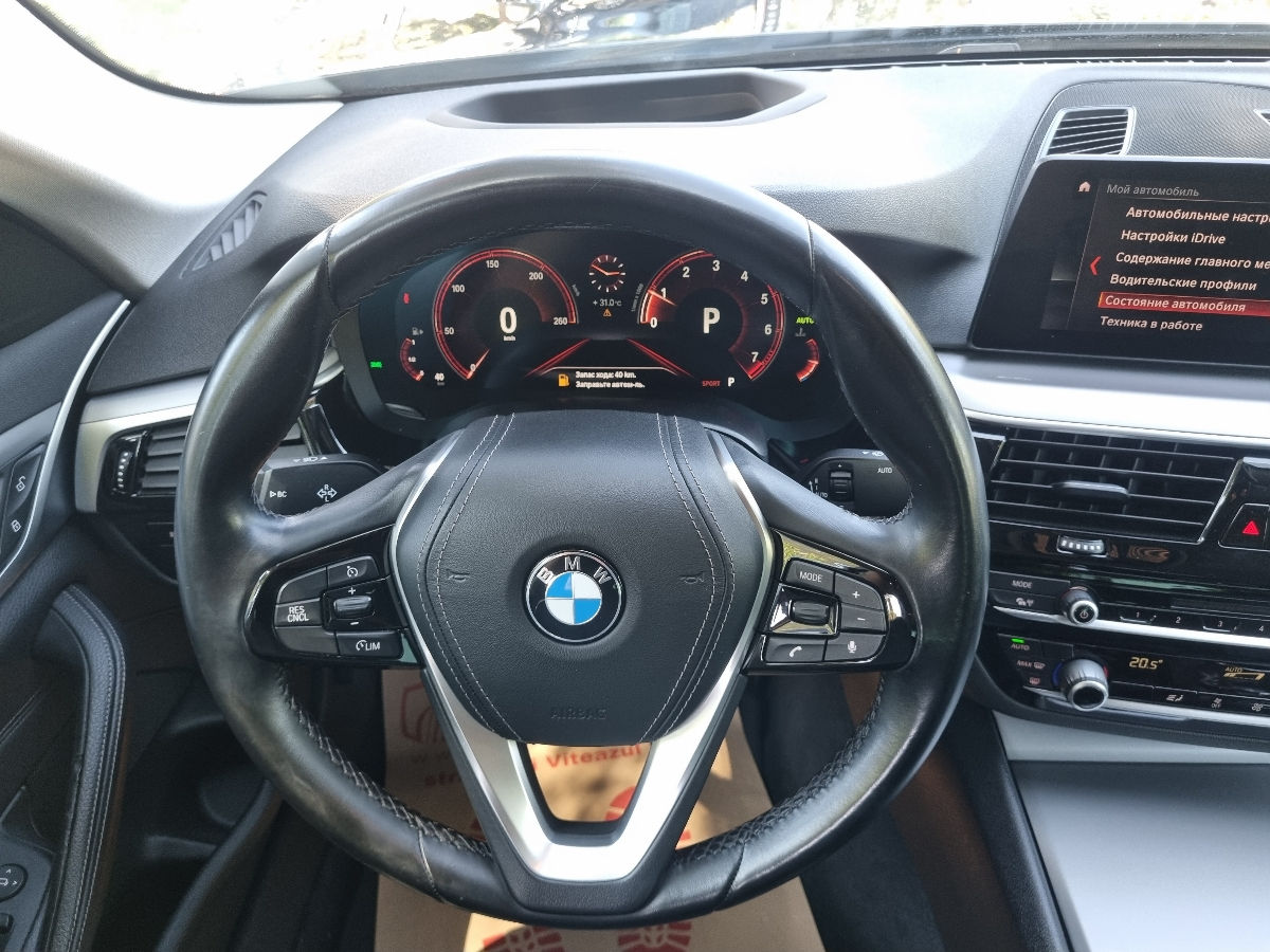 BMW 5 Series 2018 photo 17
