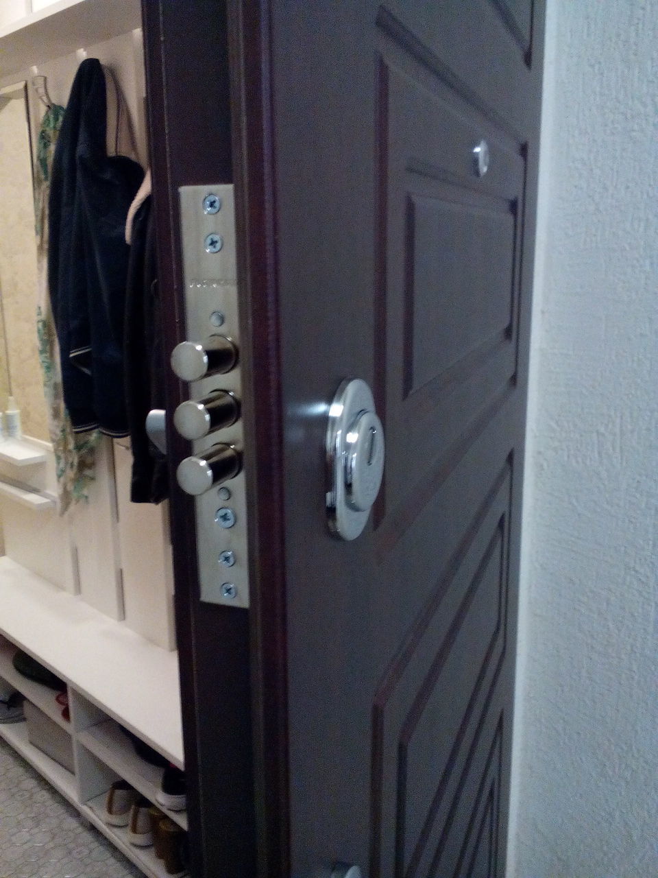 Установка замков, врезка замков, замена замков, ремонт замков, замена ...