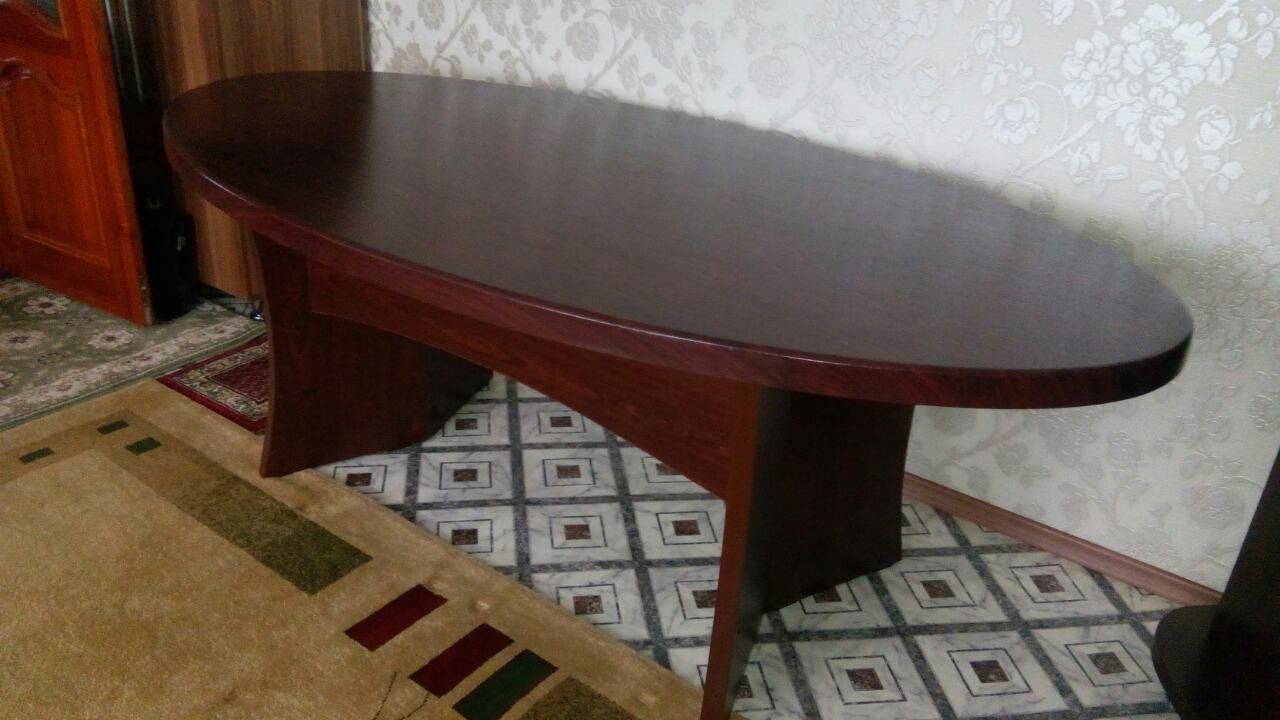 стол , красное дерево