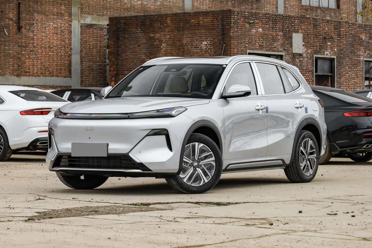 Geely Galaxy L7 фото 0