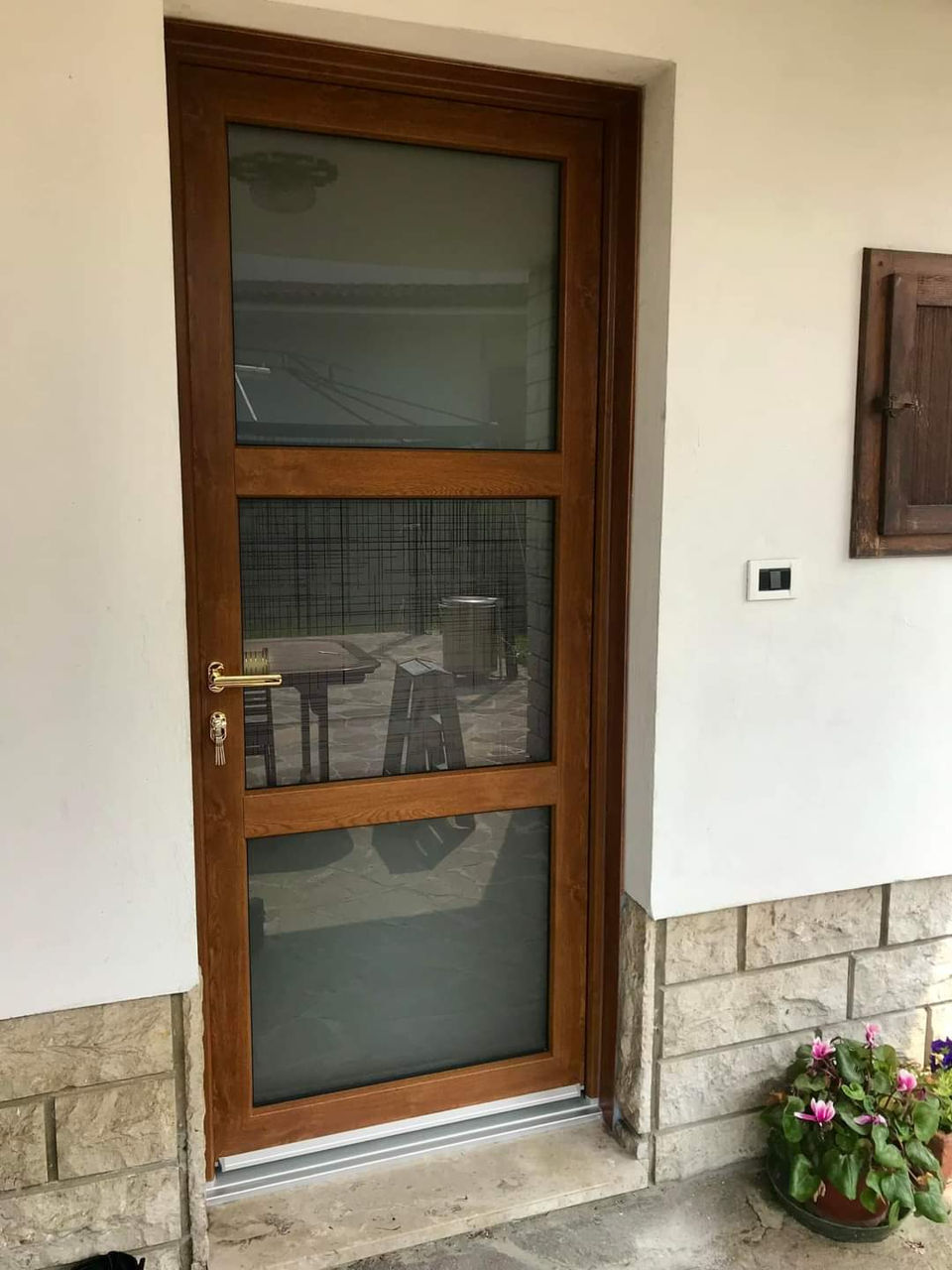 Сезонные скидки! Lowe в подарок. Окна, двери, стеклопакеты, балконы. Скидки до - 35%. foto 0