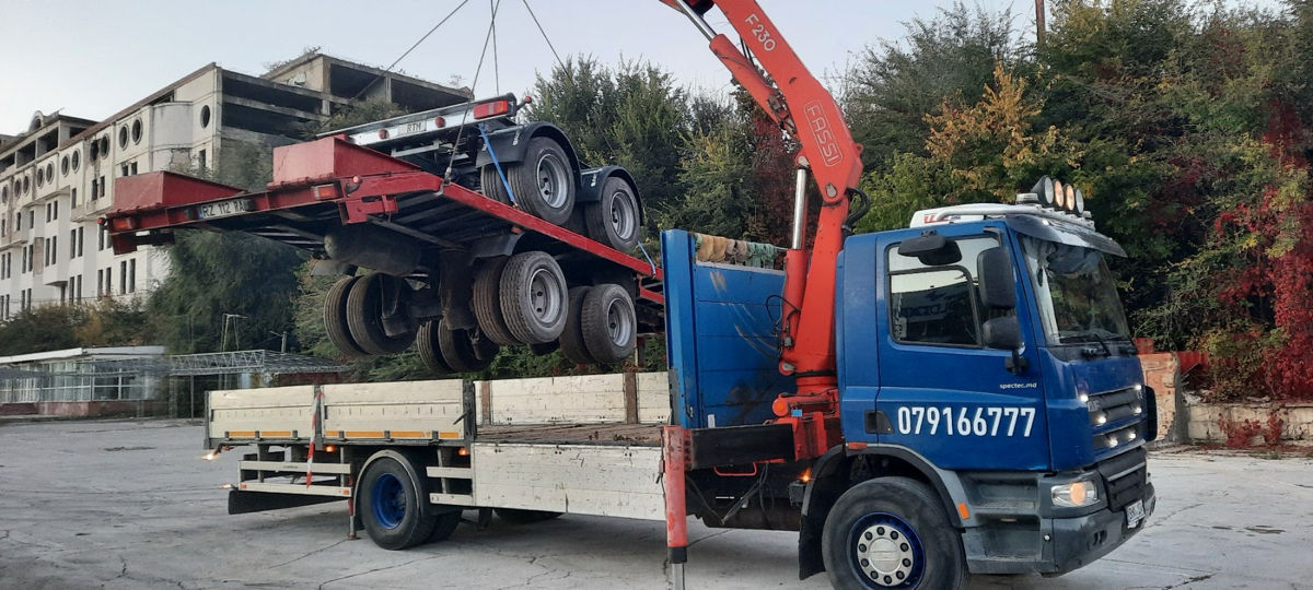 manipulator servicii de transport Chișinău foto 3