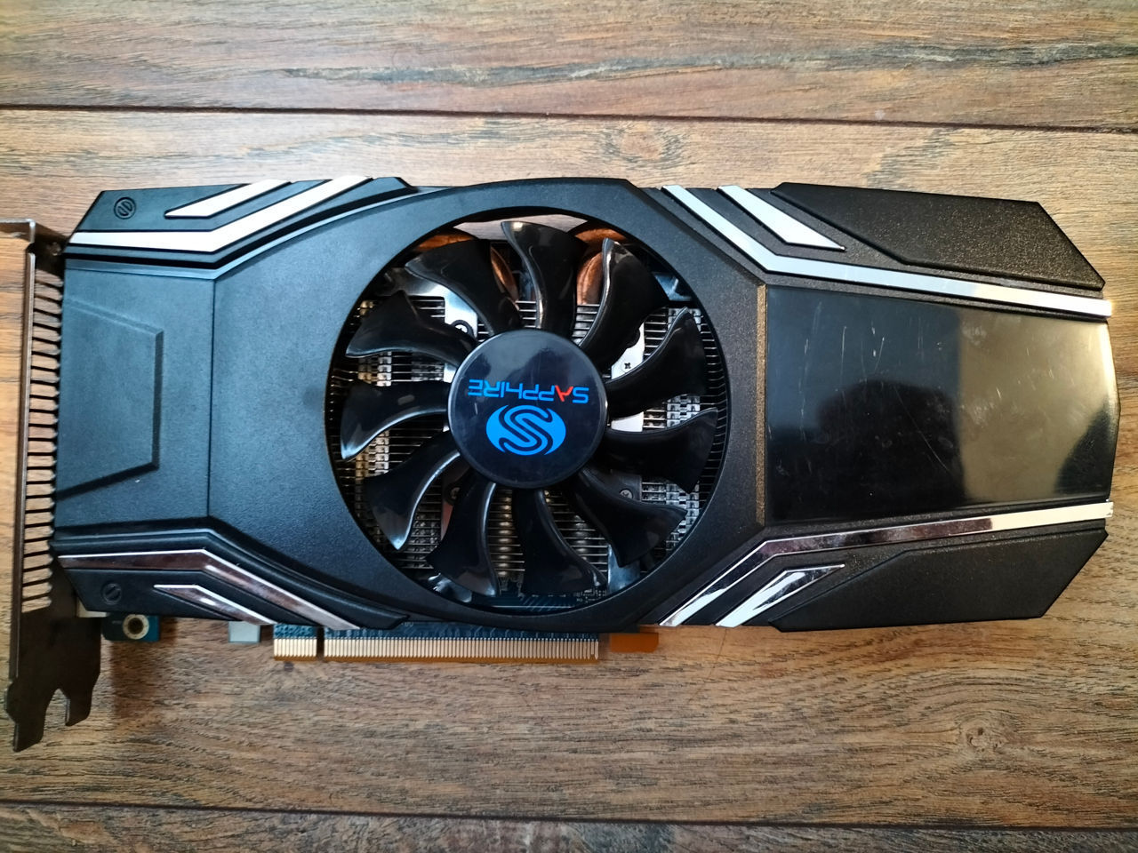 Sapphire Amd Ati Radeon HD 5830 Xtreme 1GB GDDR5 - 330 Lei фото 0