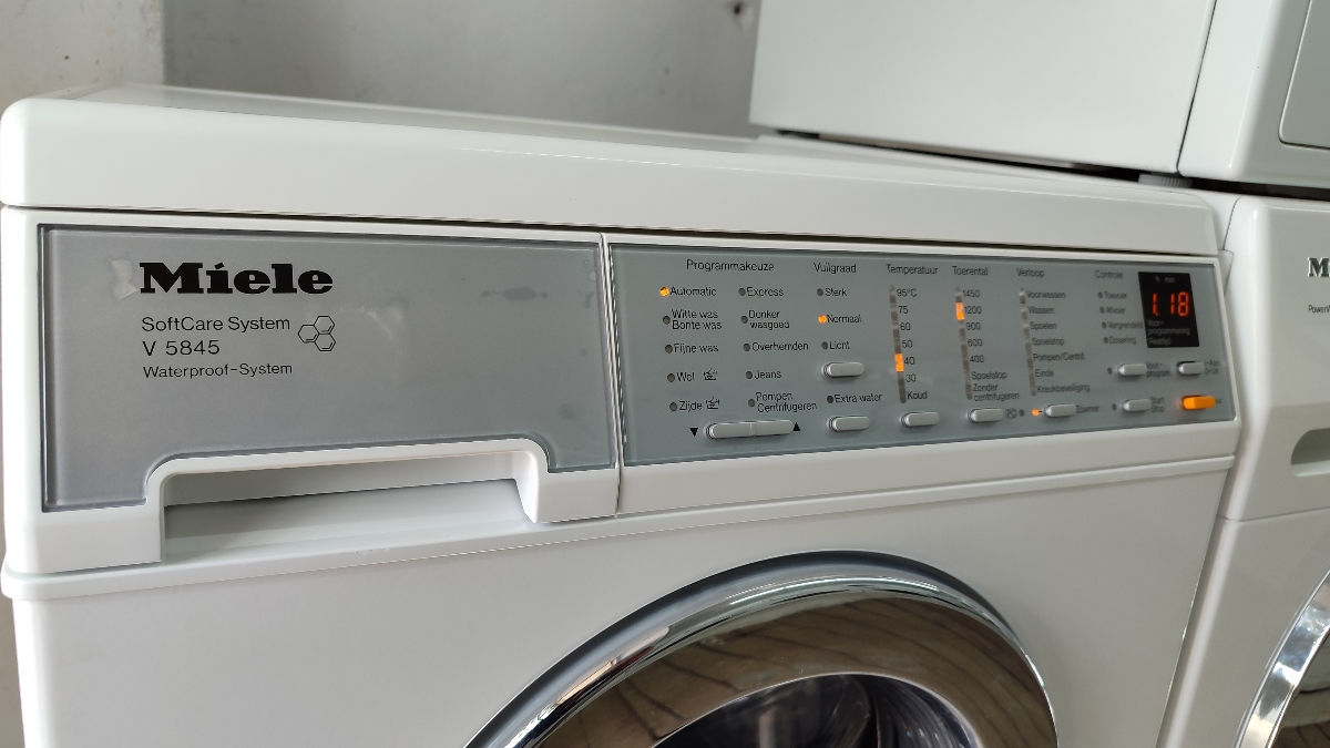 Стиральная машина Miele фото 4
