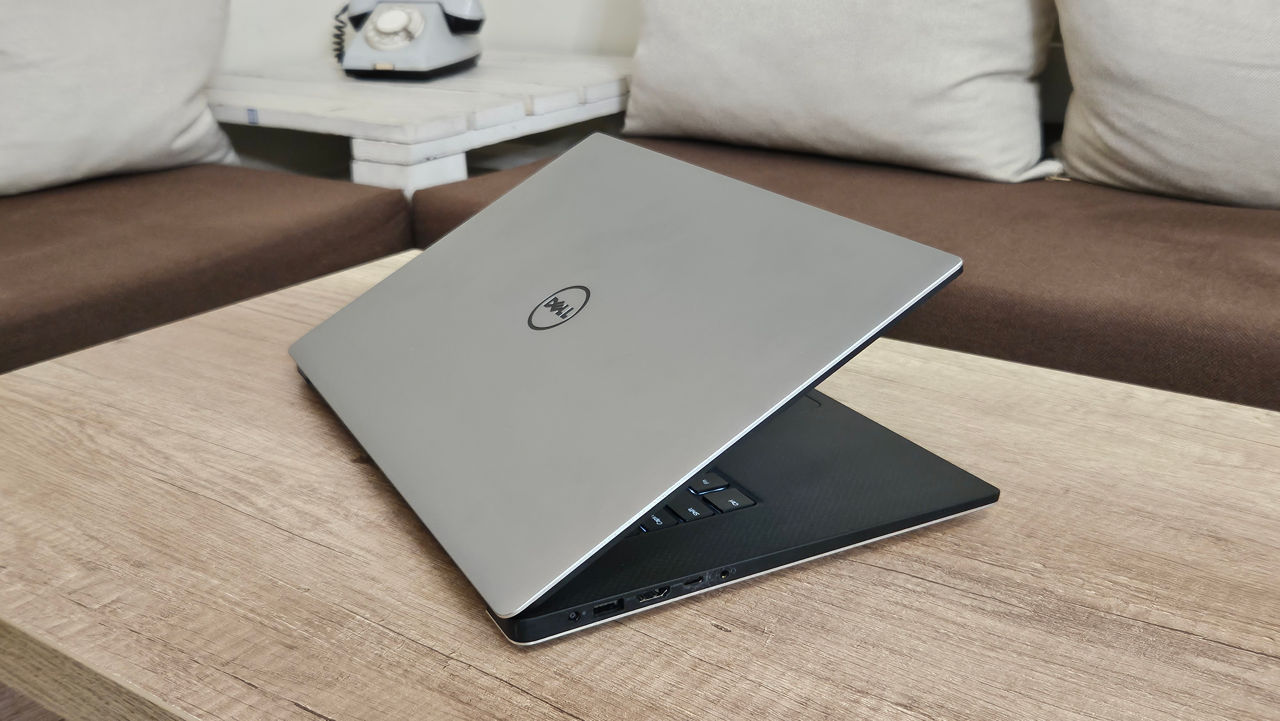 Dell XPS 15 4K (Core i7 6700HQ/16Gb DDR4/512Gb NVMe SSD/Nvidia GTX 960M, Touch) foto 4