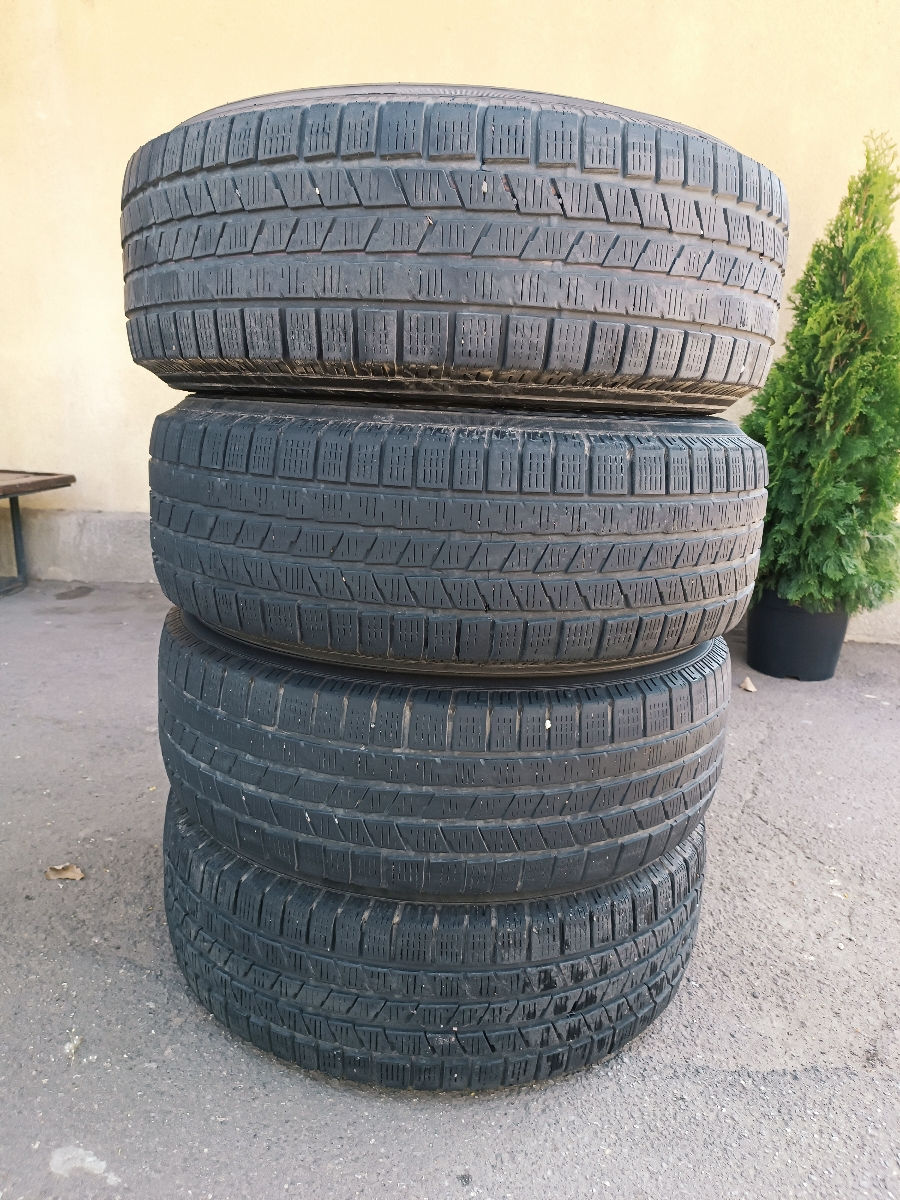 Шины 235/65 R18  фото 4