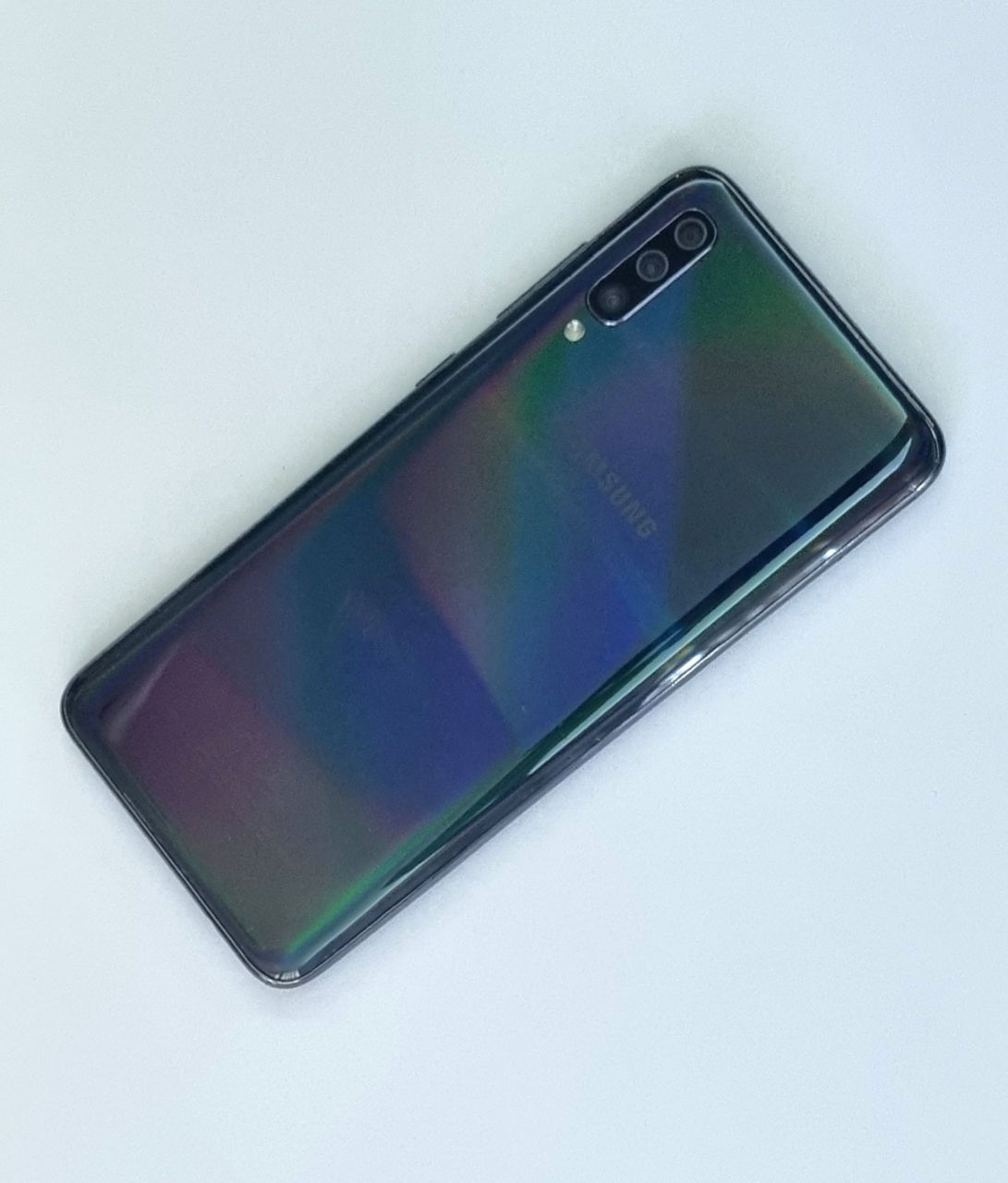 Samsung A 70 в хорошем состоянии