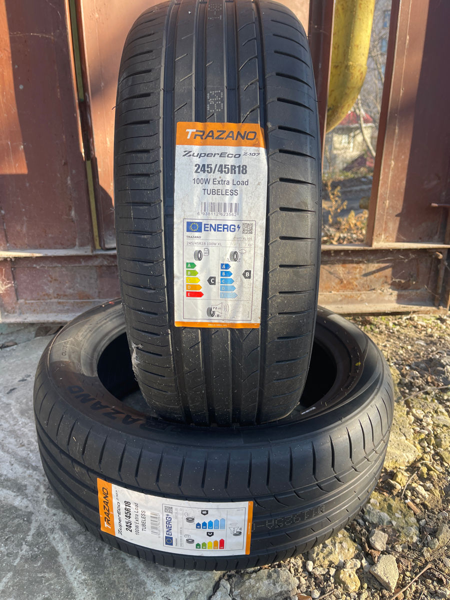 Anvelope vară 245/45 R18 foto 0