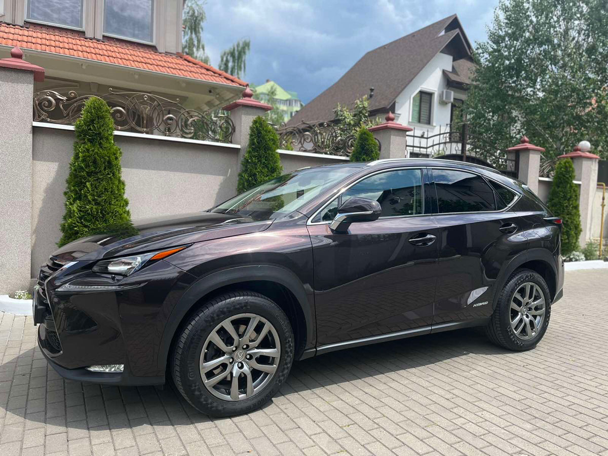 Lexus NX Series foto 2