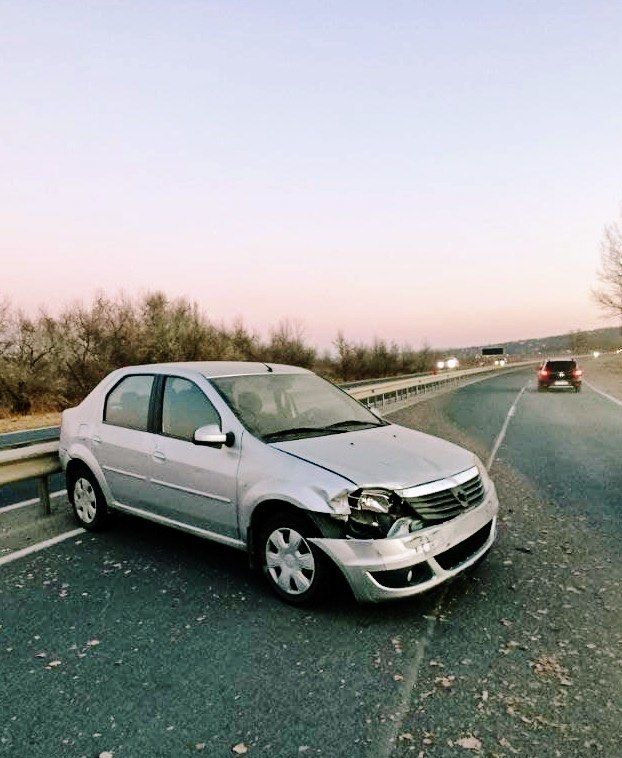 Dacia Logan foto 0