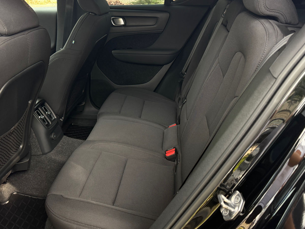 Volvo XC60 2021 photo 10
