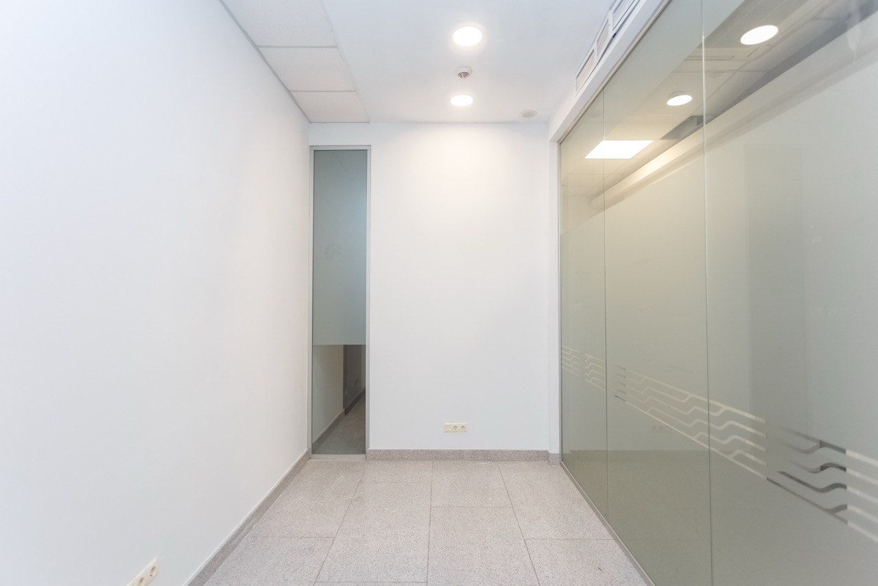Oficiu de Închiriat – 255 mp – Continental Business Center foto 2