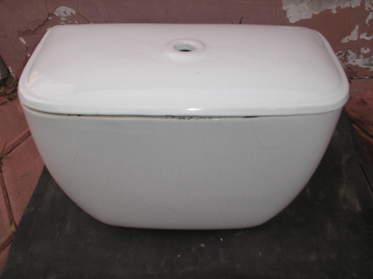 Бачок для унитаза фаянсовый б/у