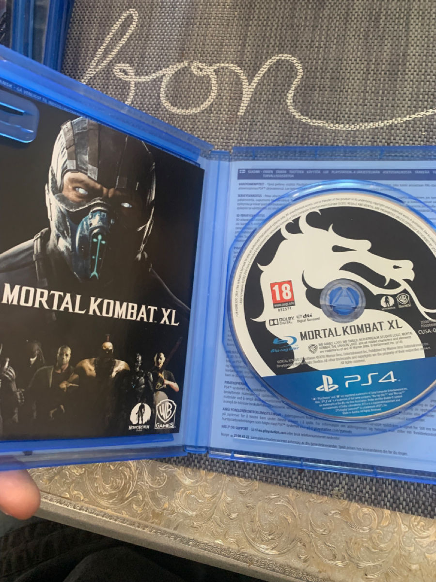 Продаю игры пс4
