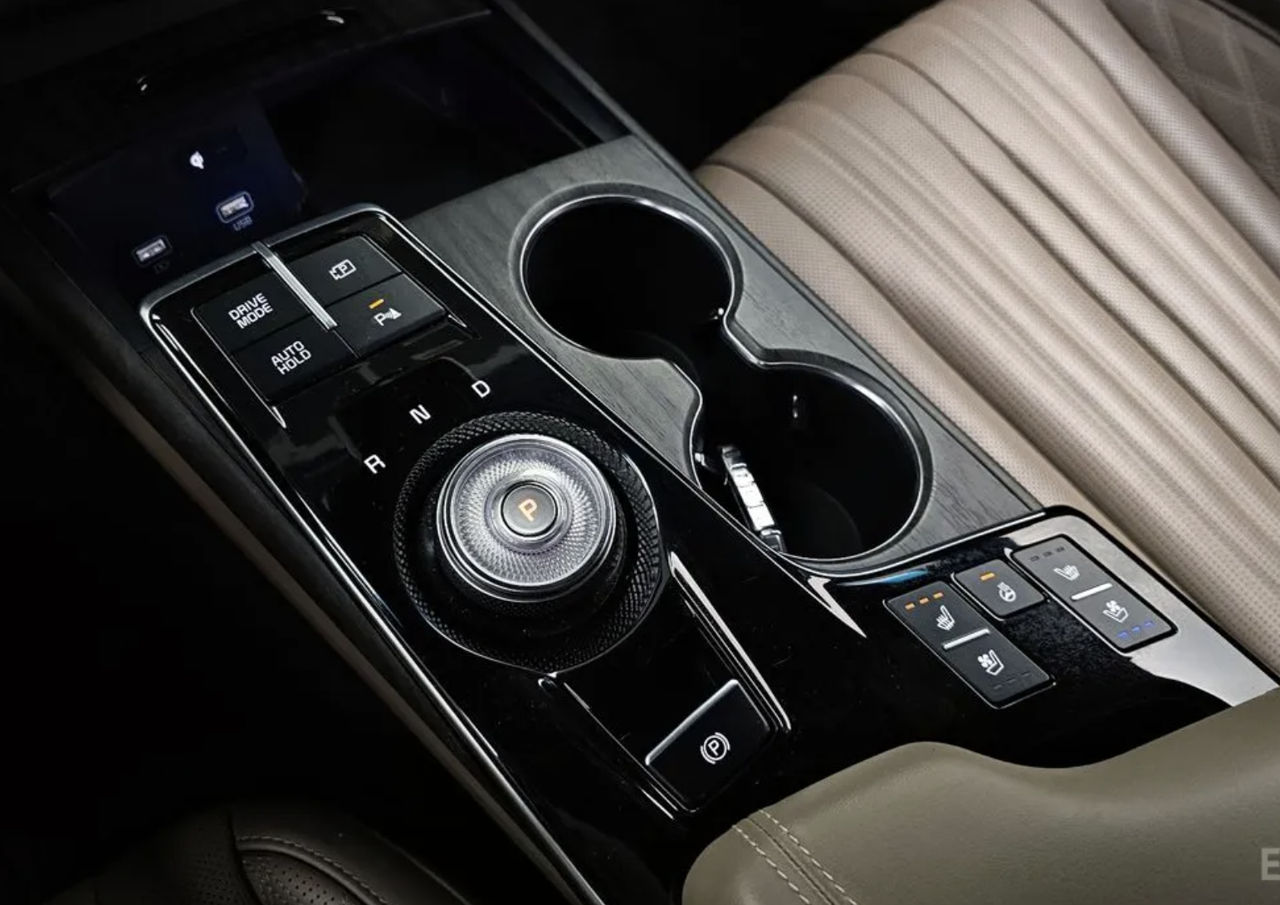 KIA K8 фото 5