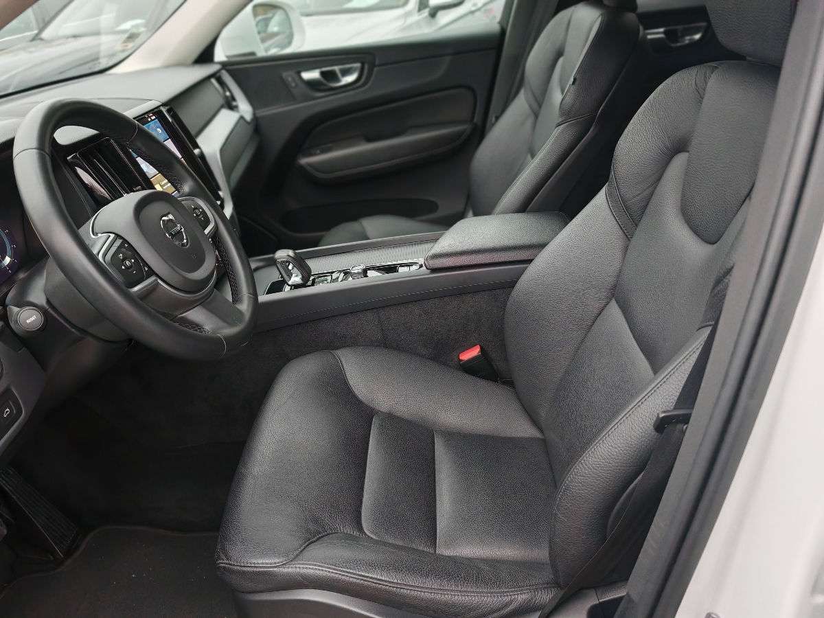 Volvo XC60 foto 6