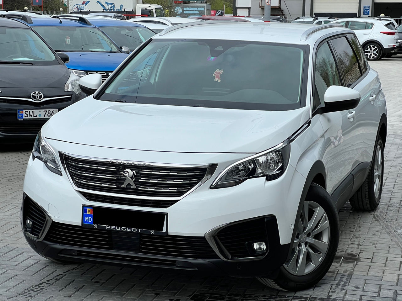 Peugeot 5008 foto 1