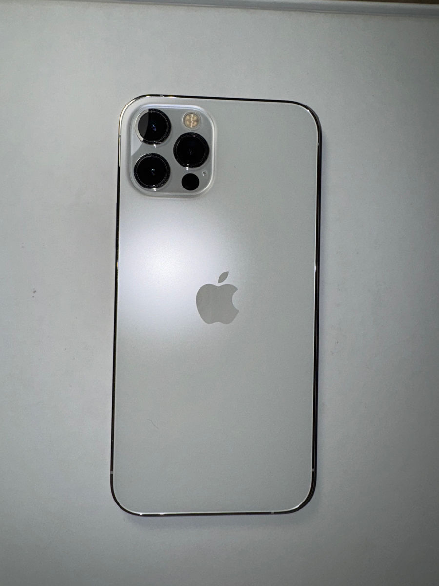 iPhone 12 Pro 128gb silver foto 1