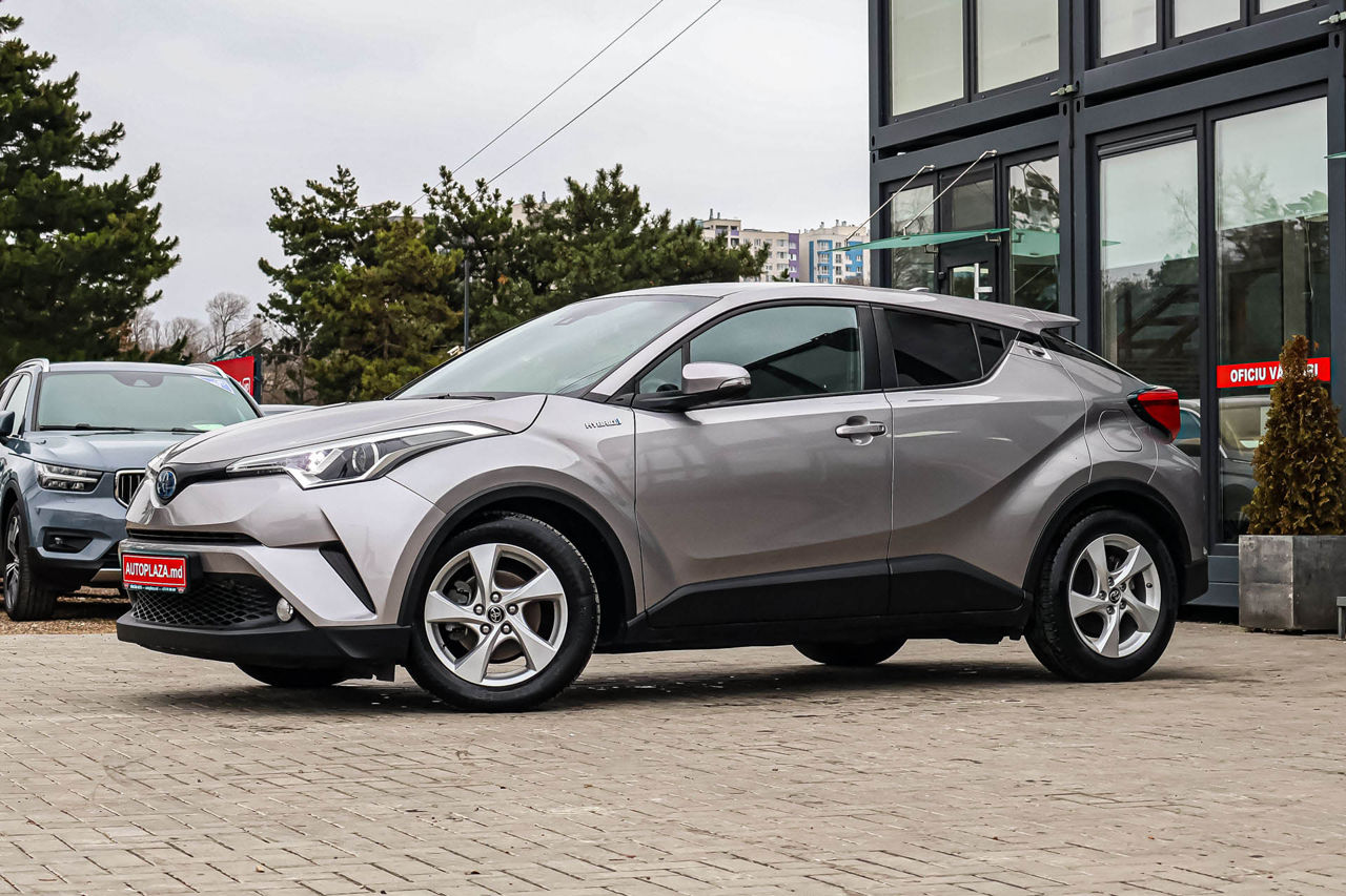 Toyota C-HR foto 3