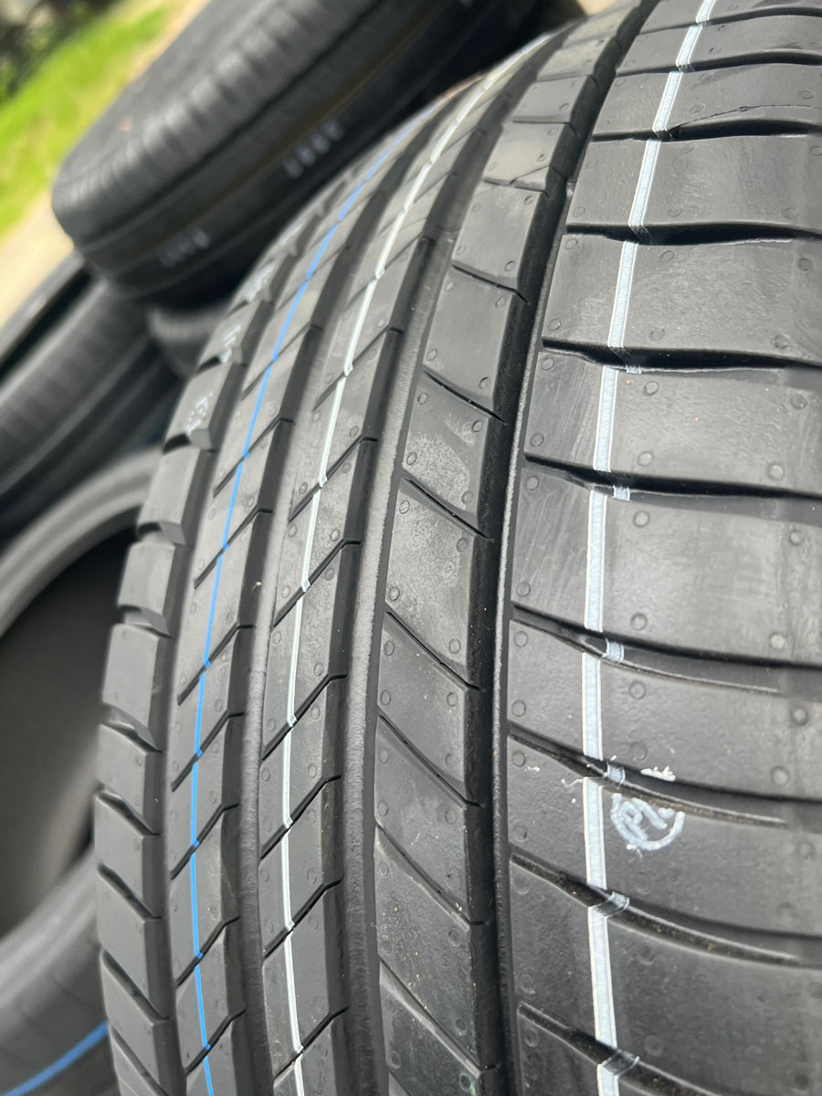 225/40 R18 Bridgestone Turanza T005/ Доставка, livrare toata Moldova 2024 фото 4