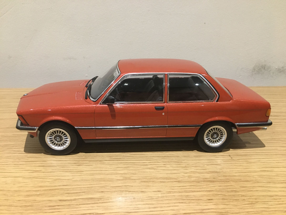 Коллекционные масштабные модели BMW 1:18 foto 6