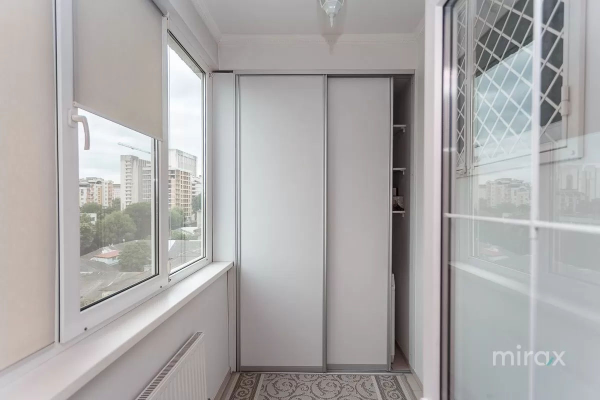 Apartament cu 2 camere, 82 m², Centru, Chișinău foto 9