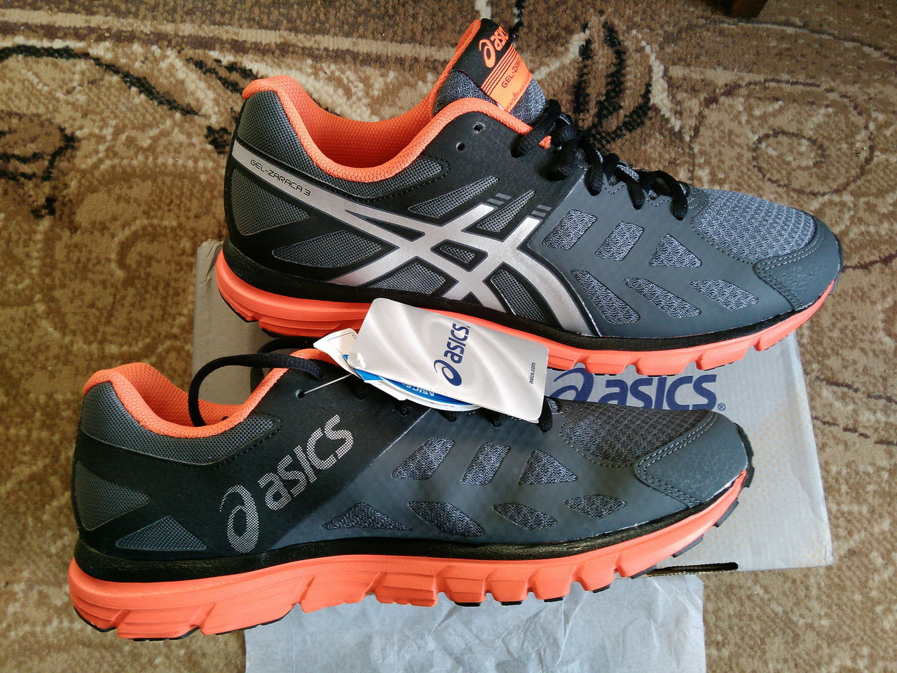 Asics оригинал из Англии, размер 42-42.5 (US9 1/2) Размер по по стельке ...