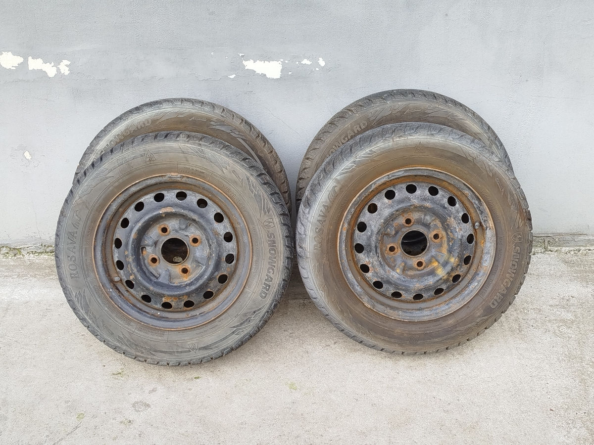 Cauciucuri cu discuri, 175,70 R14. foto 1
