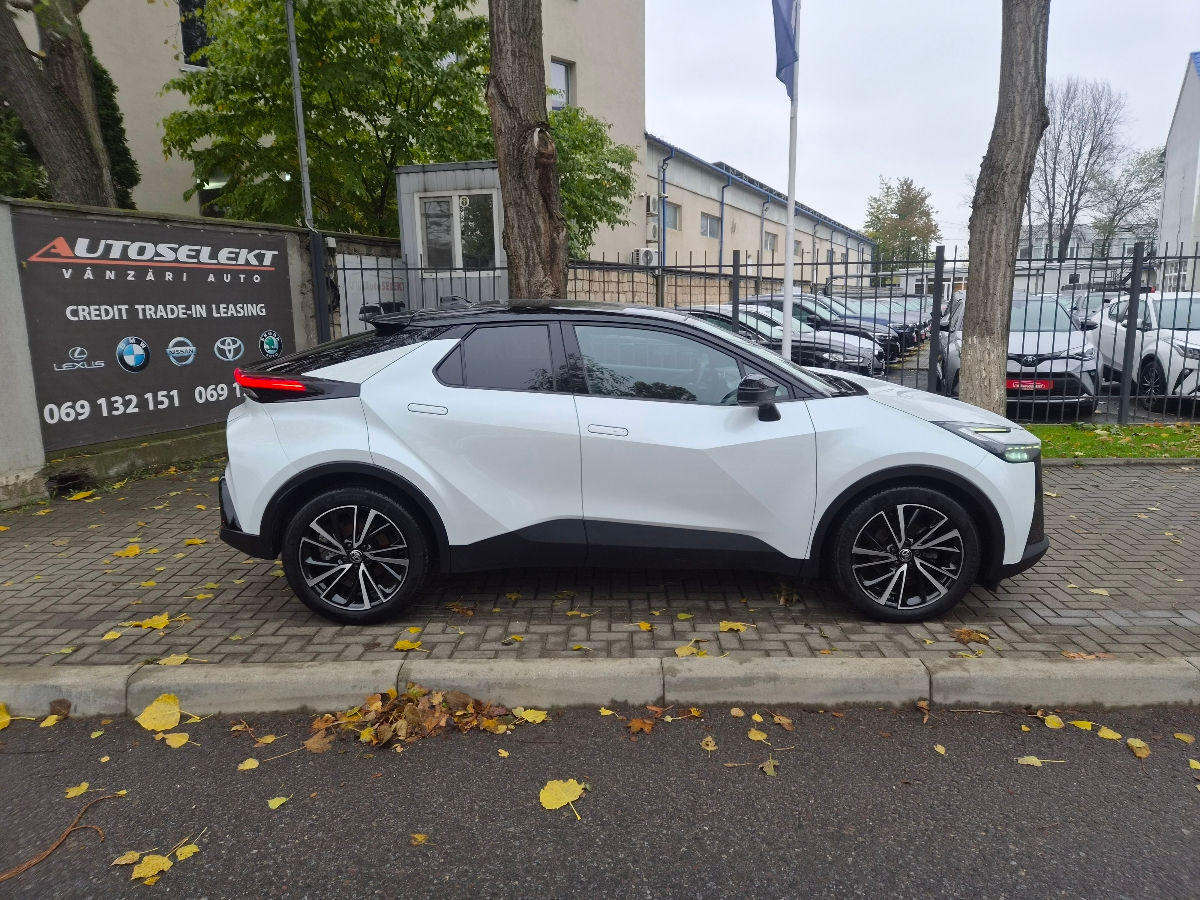 Toyota C-HR 2024 photo 4