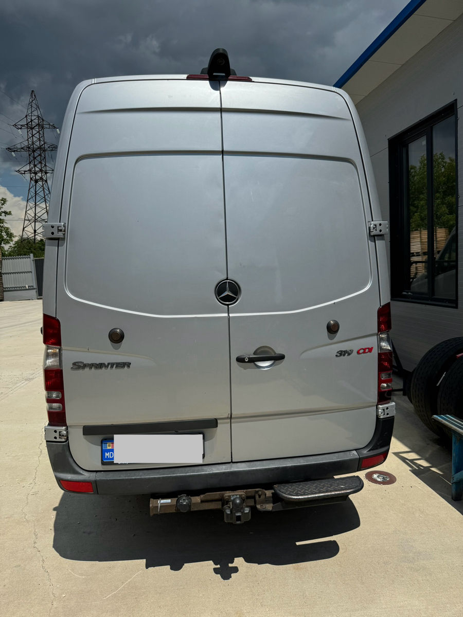 Mercedes Sprinter 319 foto 2