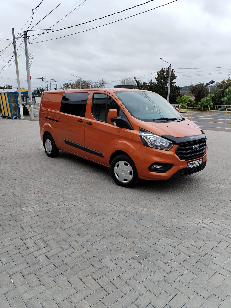 Ford Transit custom foto 2