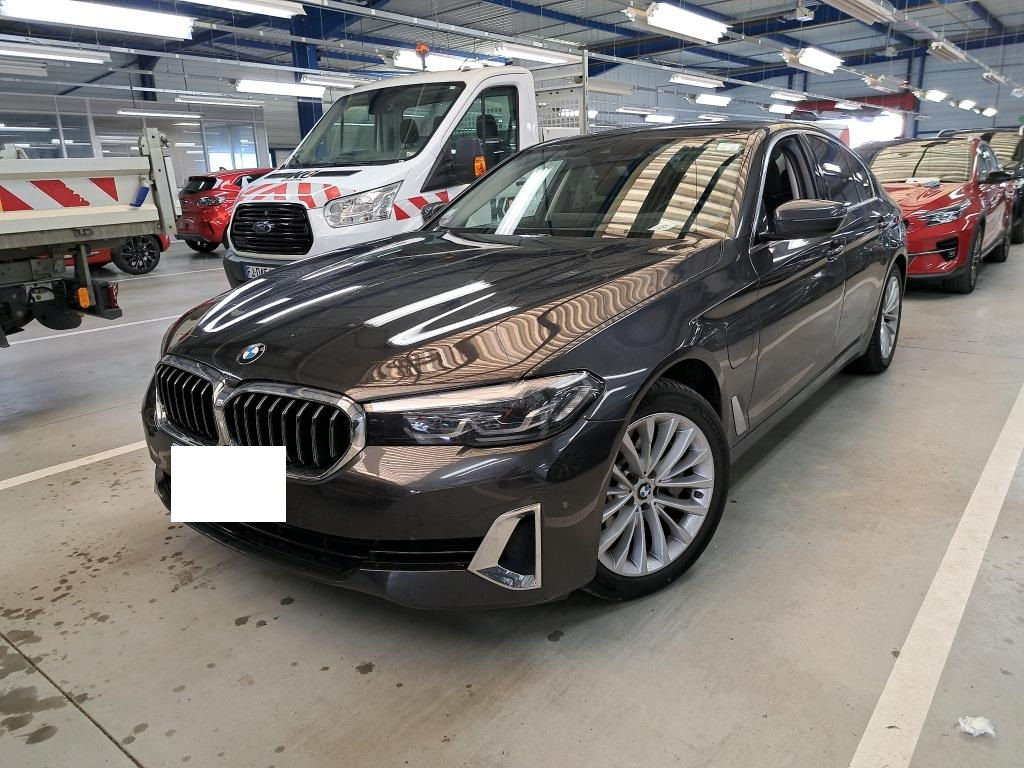 BMW 5 Series foto 0