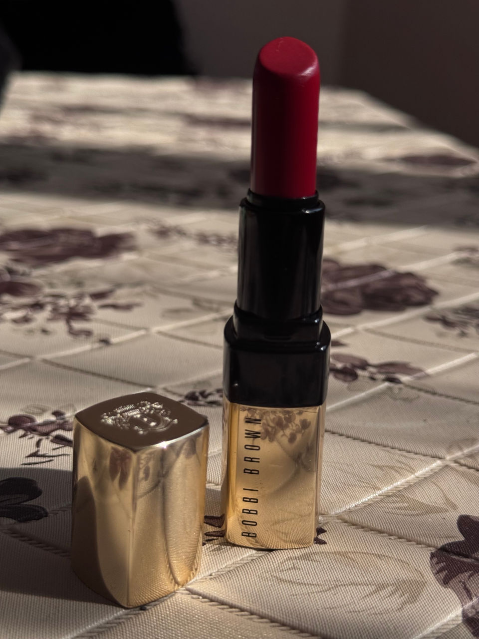 Губная помада Bobbi Brown Luxe Lip Color foto 5