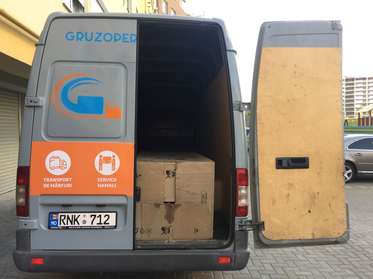 Soluții Flexibile pentru Mutări foto 3