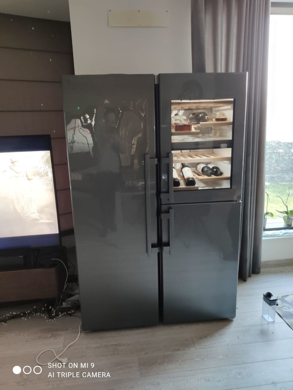 Холодильник либхер с винным шкафом