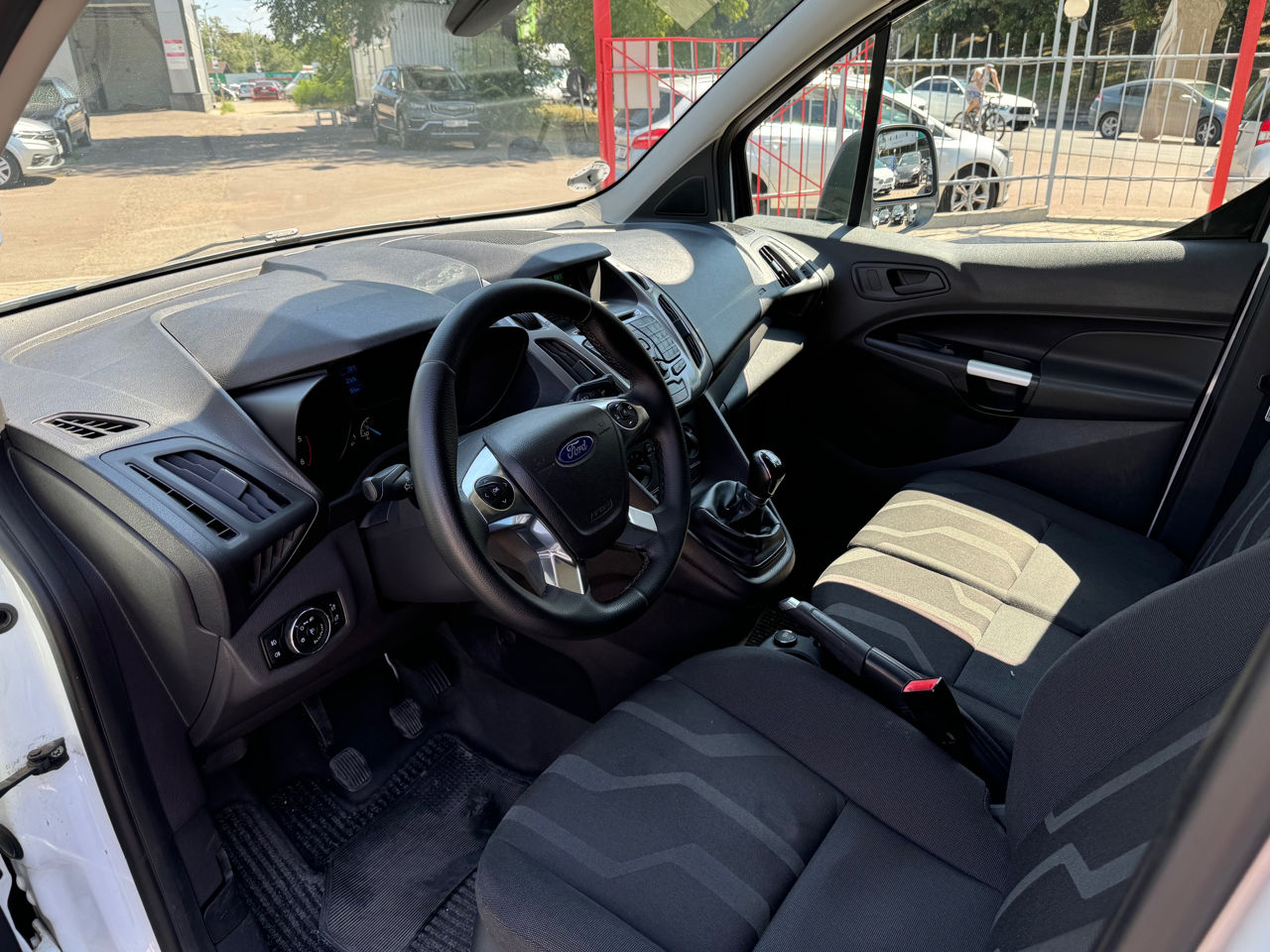 Ford Transit Connect foto 7