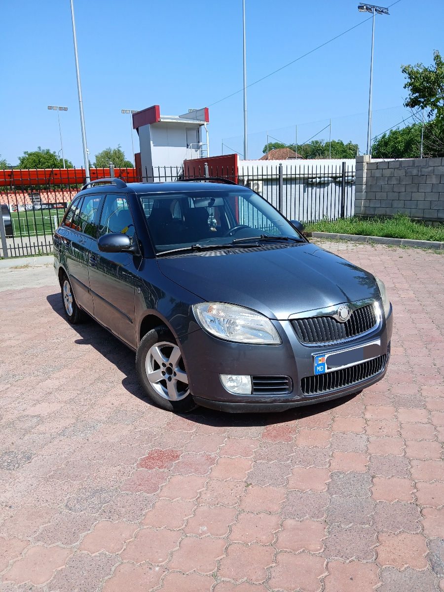 Skoda Fabia фото 4