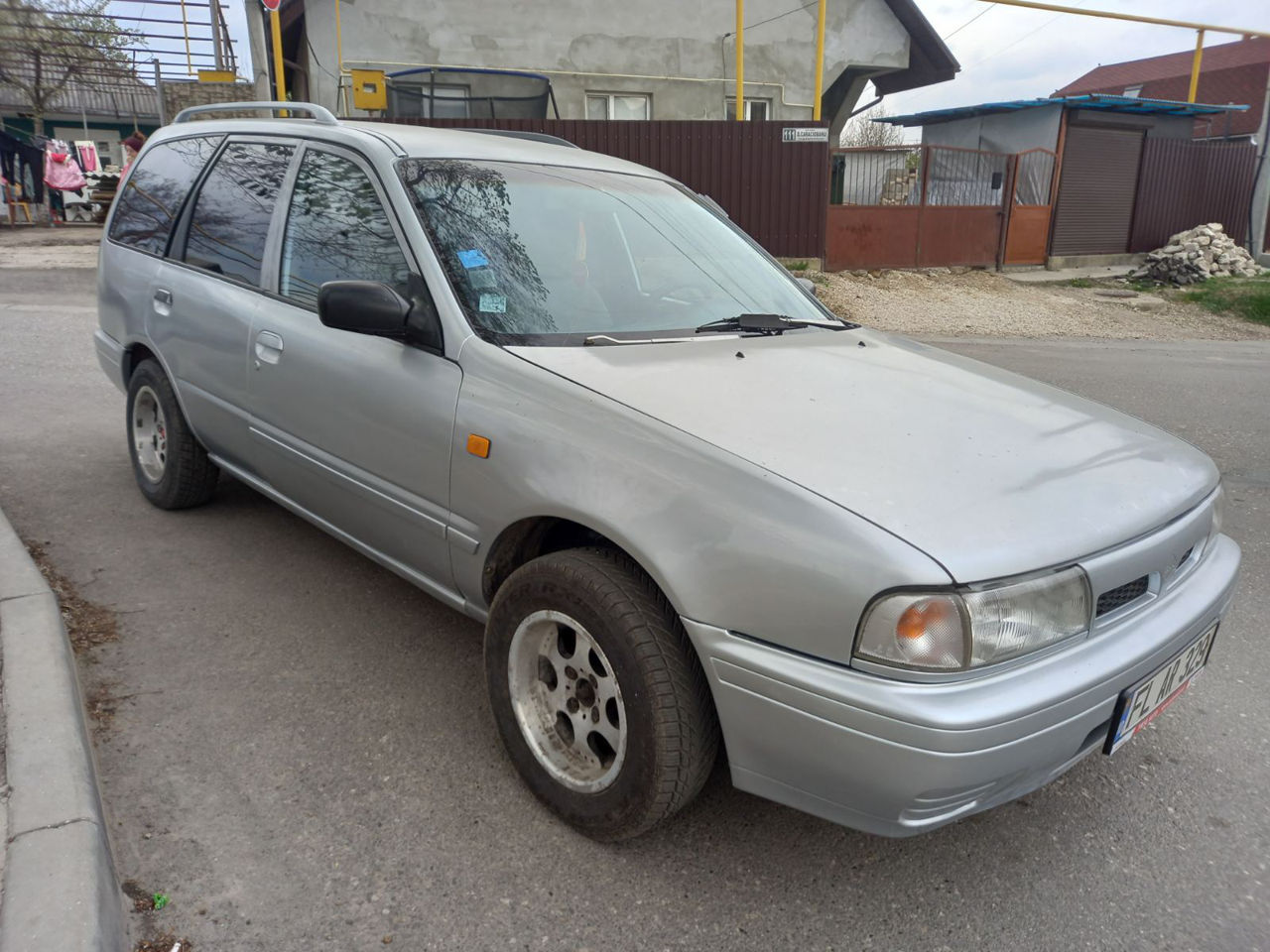 Nissan Sunny