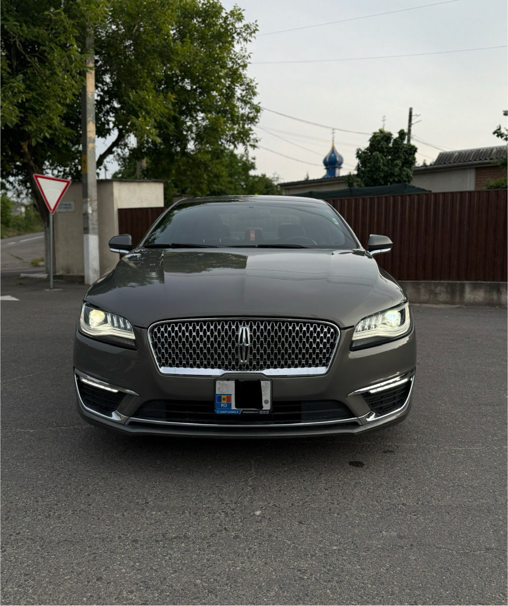 Lincoln MKZ foto 2