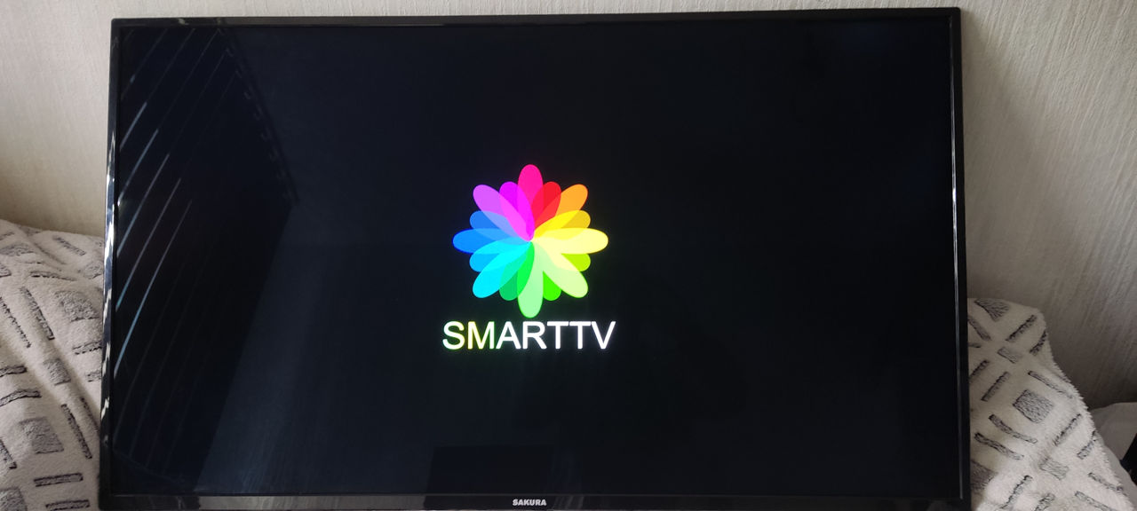 50"(127см) 4K UHD Smart Tv.  фото 1