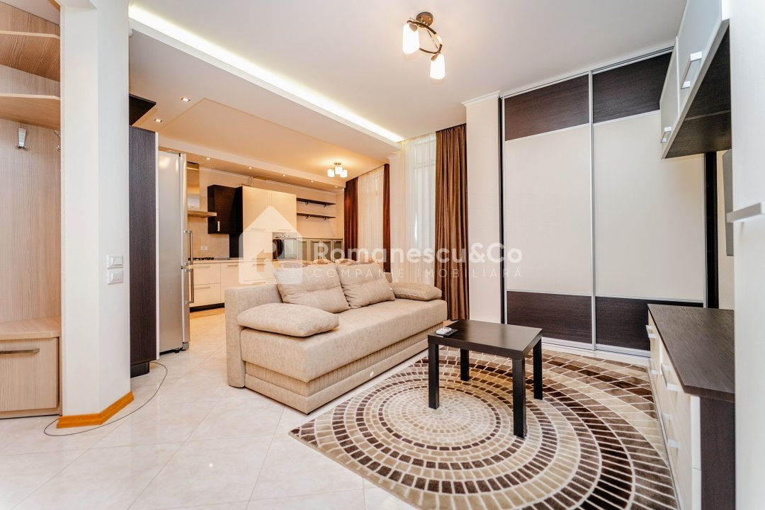 Apartament cu 3 camere, 86 m², Centru, Chișinău foto 0