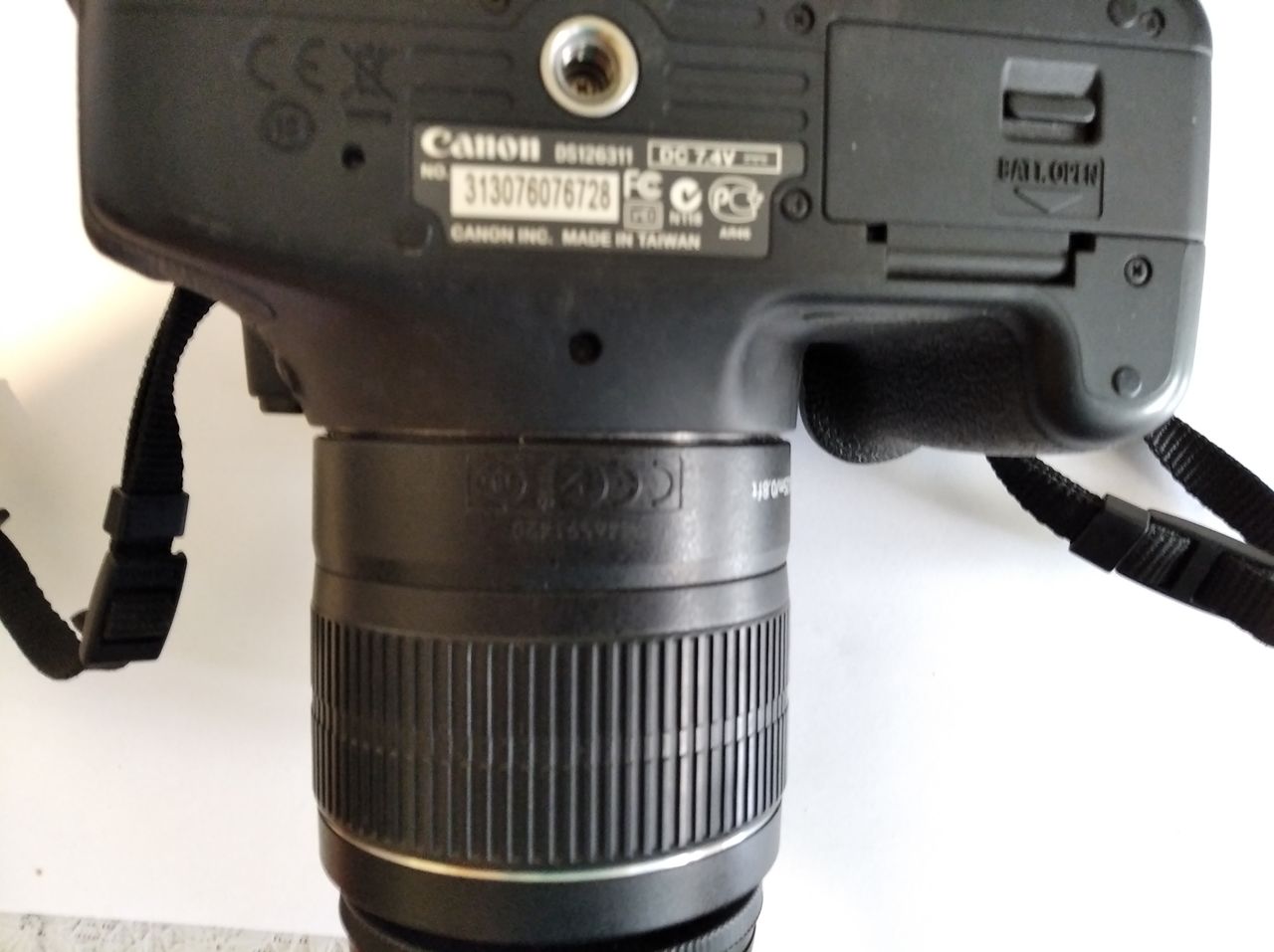 Aparat de fotografiat Canon EOS 600D фото 1